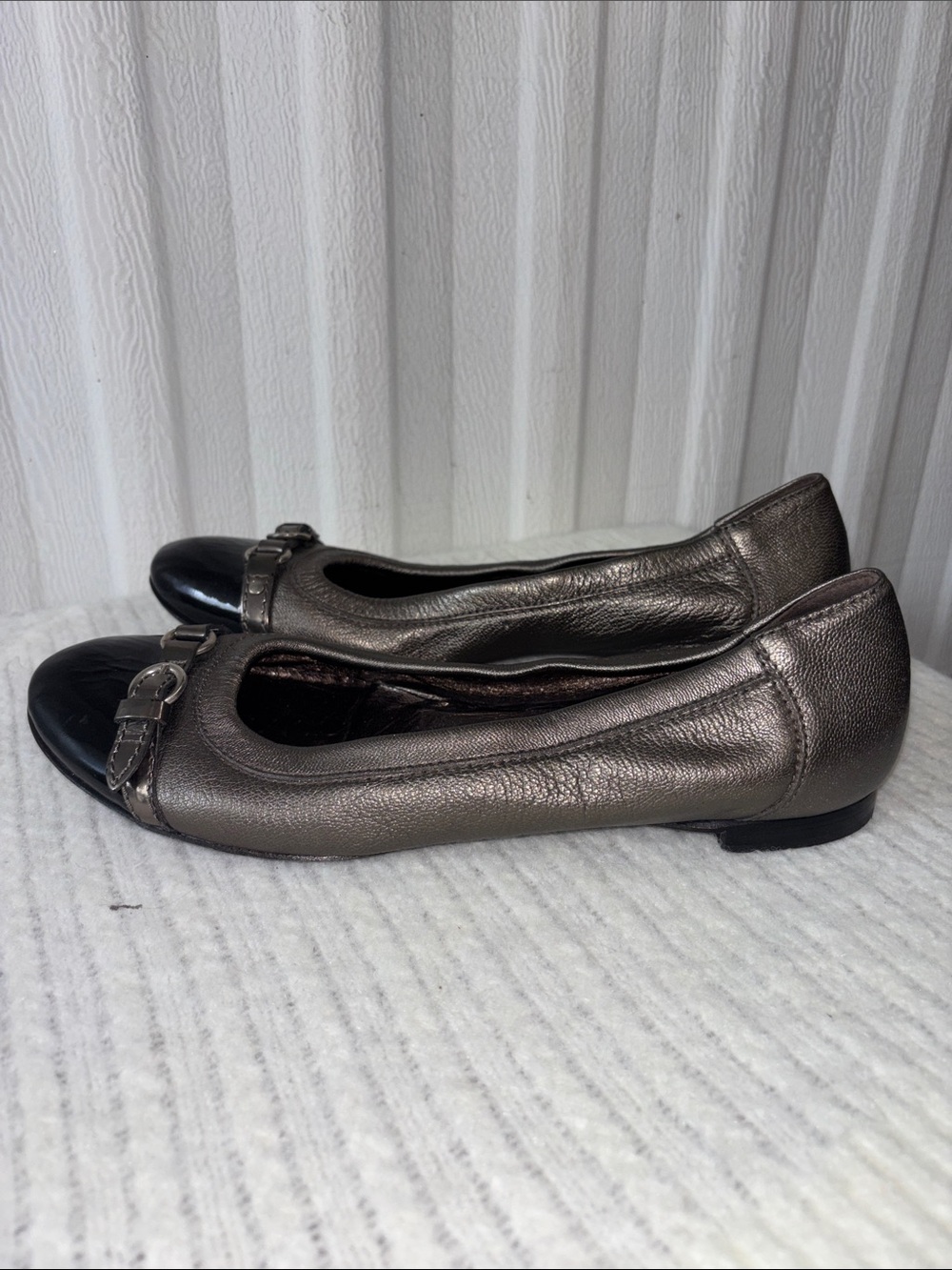 Agl Metallic Pewter and Black Cap Toe Ballet Flats